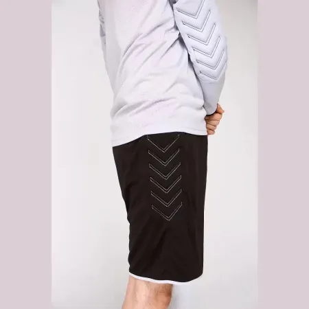 СЦ*Форма футб. врат. KELME 3871007-273-3XL, р.3XL, полиэстер, бело-черный за 3&nbsp;204.50 ₽ купить в Махачкале
